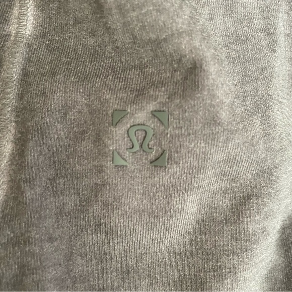 Lululemon | Men’s size small long sleeve t shirt mineral wash - Picture 5 of 5